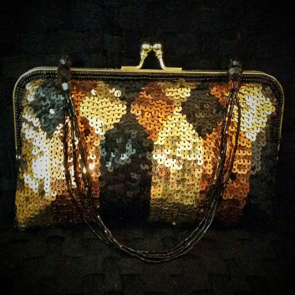 Handbags - Sequin Party Clutch